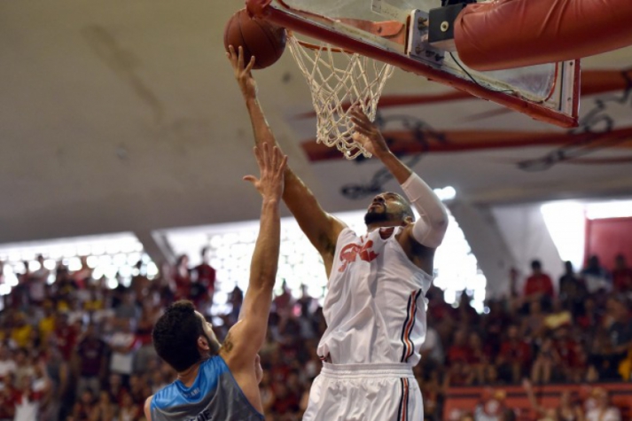 Marquinhos - Flamengo x Rio Claro - NBB
