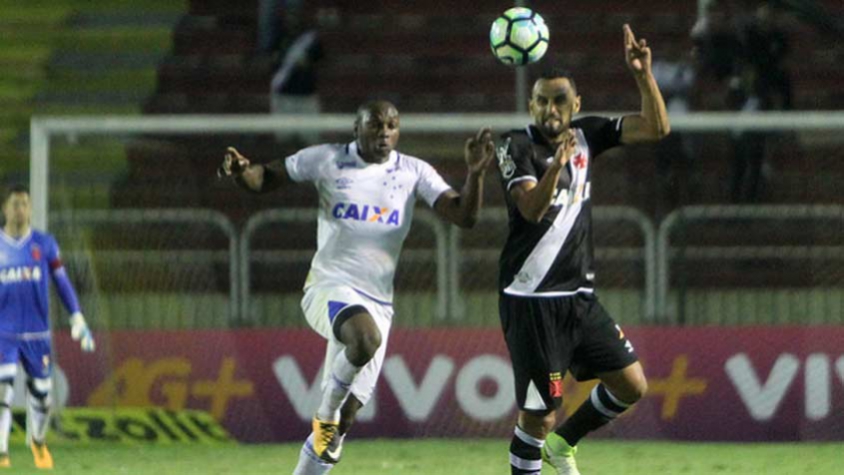 Após empate com Cruzeiro, Lindoso pede foco total na Libertadores Após empate com Cruzeiro, Lindoso pede foco total na Libertadores