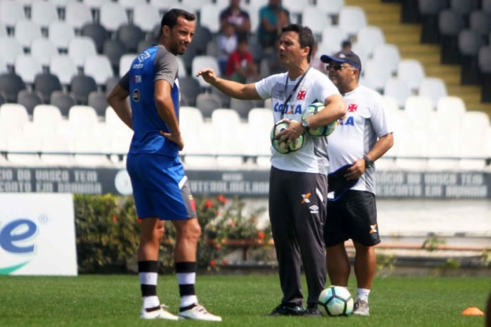 'Homem de Deus' não assume que marcou gol com braço