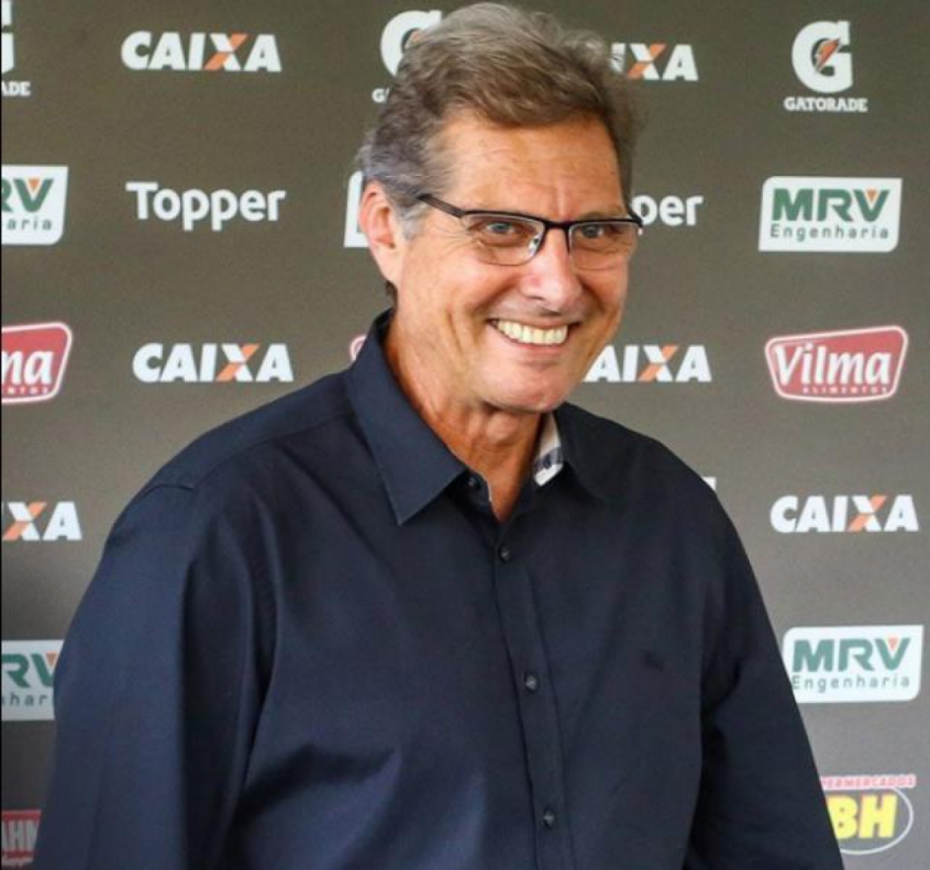 Oswaldo de Oliveira é apresentado no Atlético-MG