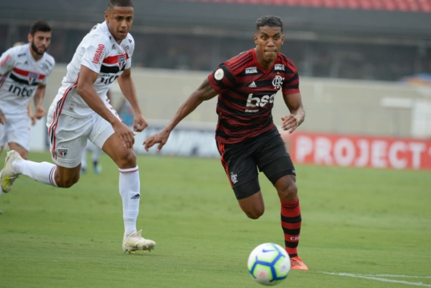 Berrío - Flamengo x São Paulo