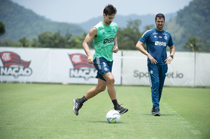 Rodrigo Caio - Treino do Flamengo