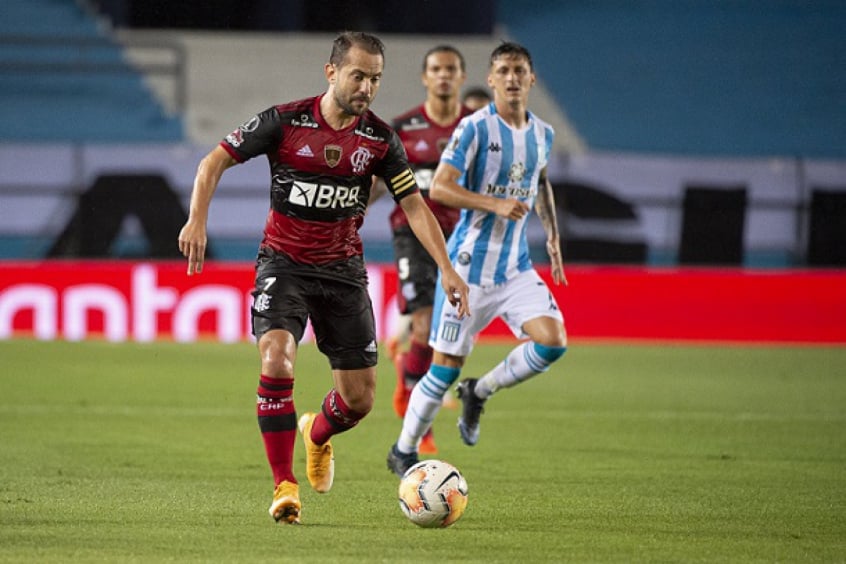 Racing x Flamengo - Everton Ribeirto
