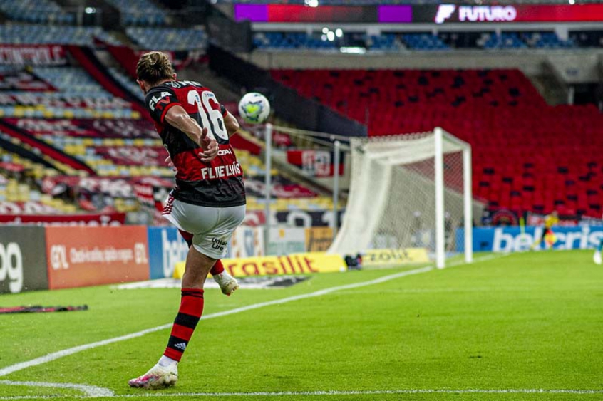Filipe Luís - Flamengo x Vasco