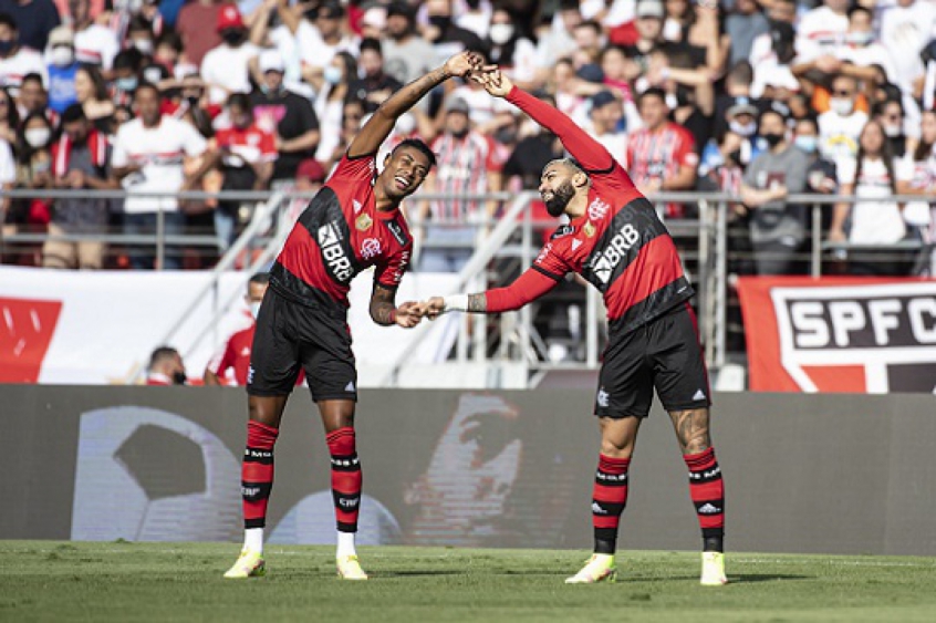 São Paulo x Flamengo - Bruno Henrique e Gabigol