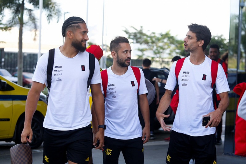 Pablo, Everton Ribeiro e Rodrigo Caio - Flamengo x Altos