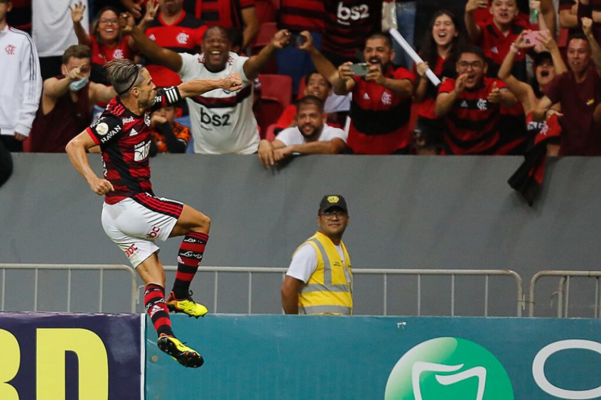 Flamengo x Coritiba - Diego Ribas