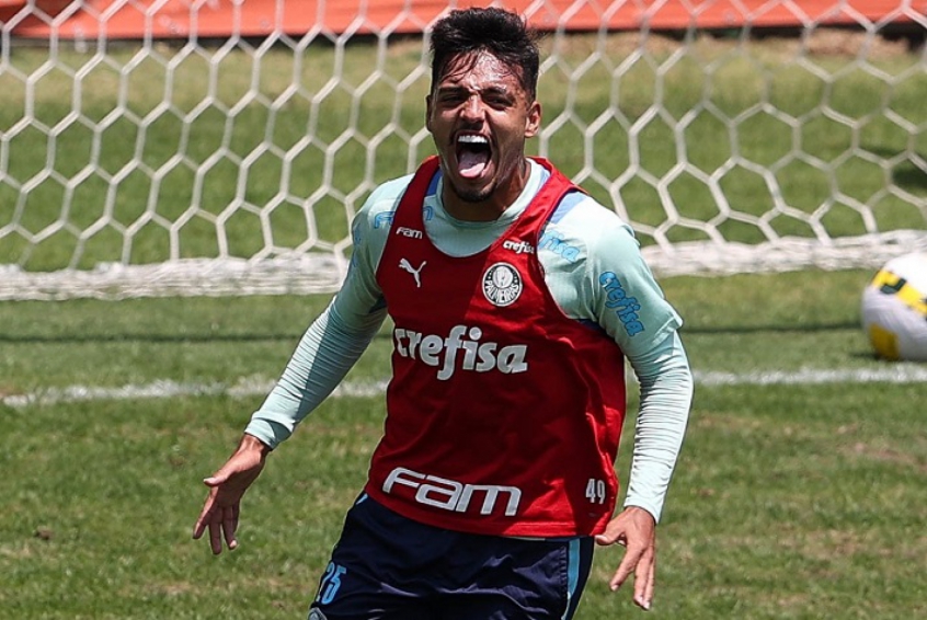 Provável titular do Palmeiras Menino conta apoio da torcida contra