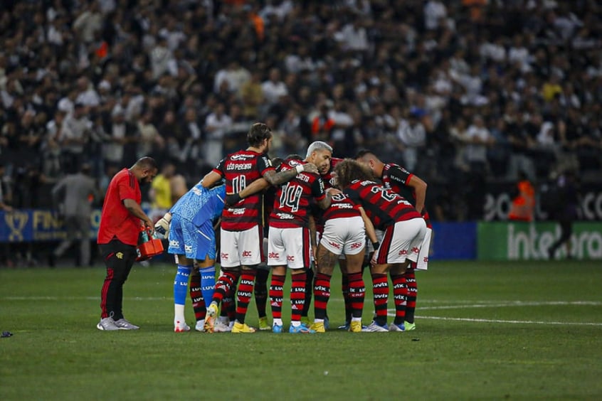 Atacante Do Flamengo Manda Recado Para A Torcida Após Jogo De Ida Da ...