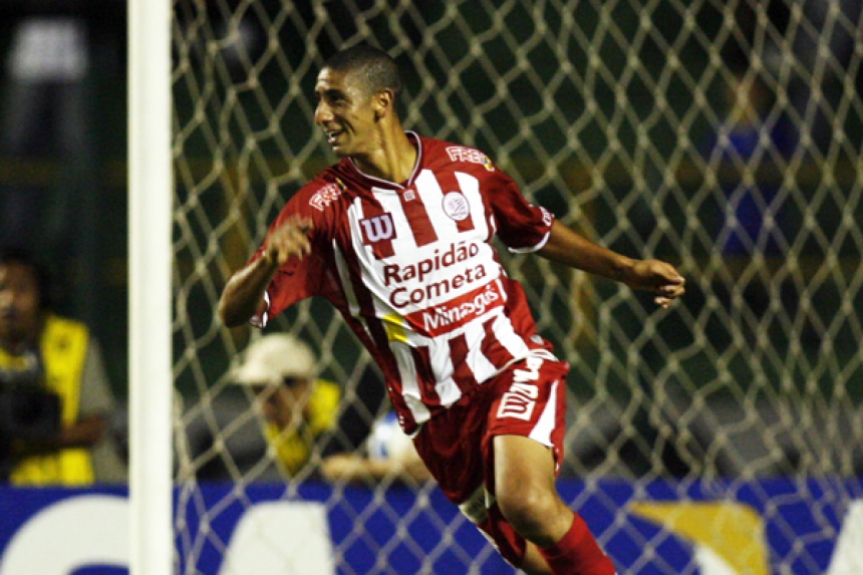 Acosta, Nautico (Foto:Nelson-Almeida)