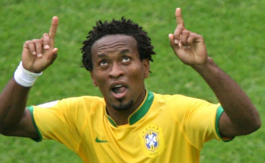 Na Copa de 2006, Zé Roberto foi um dos melhores do Brasil, entrando inclusive para a seleção do Mundial