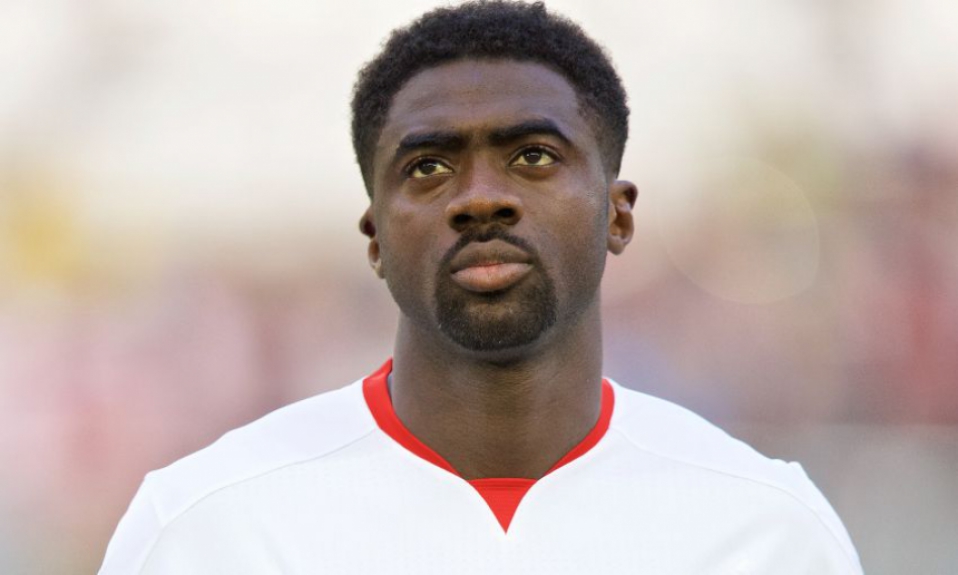 O marfinense Kolo Tour&eacute; tem 35 anos e jogou a &uacute;ltima temporada no Liverpool, da Inglaterra
