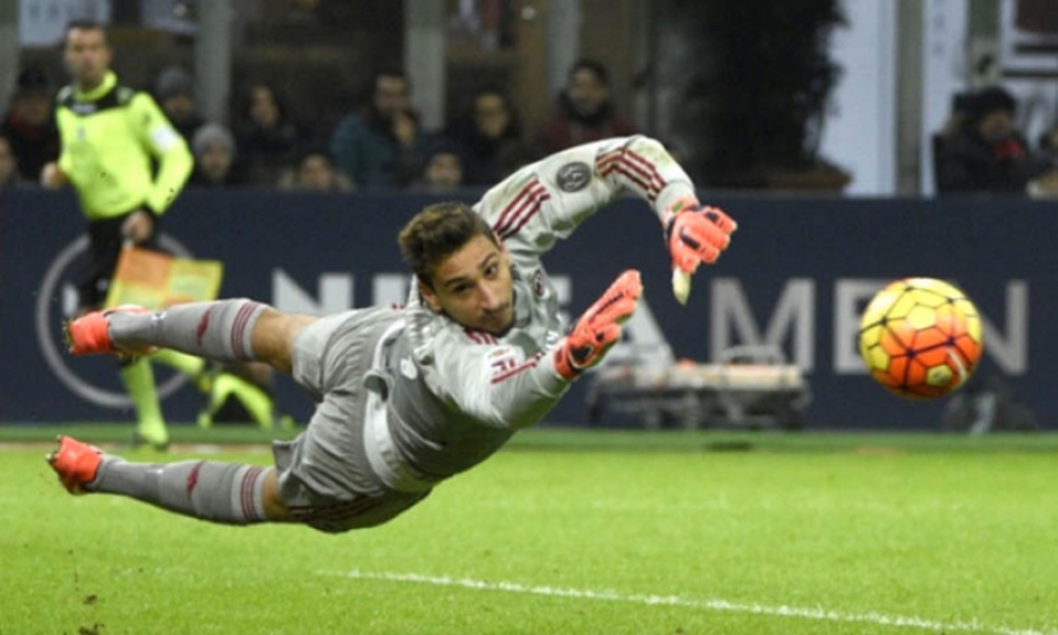 O goleiro italiano Gianluigi Donnarumma, do Milan, &eacute; avaliado em R$ 49,5 milh&otilde;es