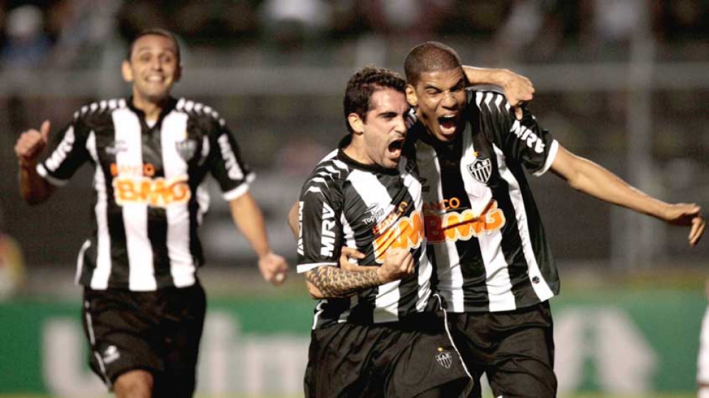 Ponte Preta x Atletico-MG - 2012