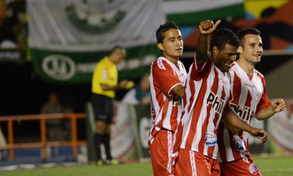 2013 - N&aacute;utico - 10 pontos