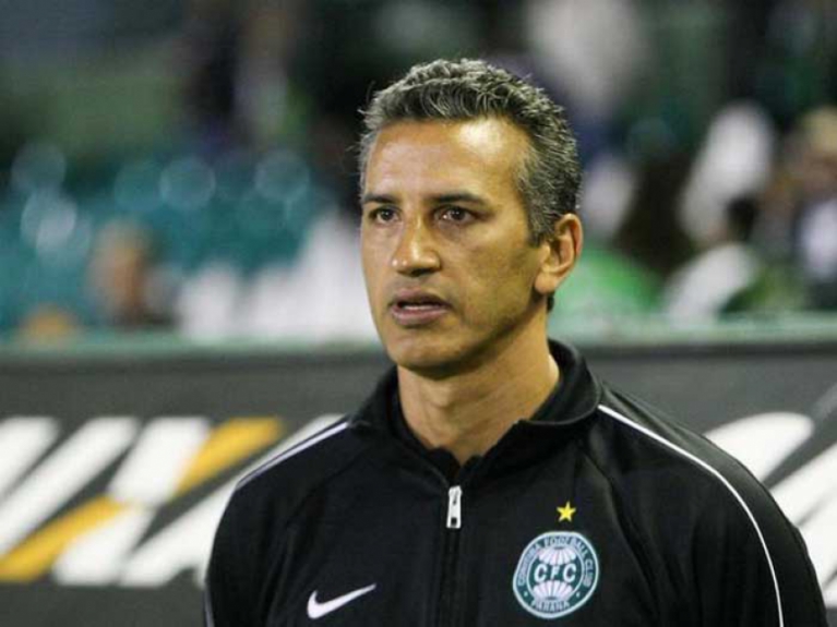 P&eacute;ricles Chamusca