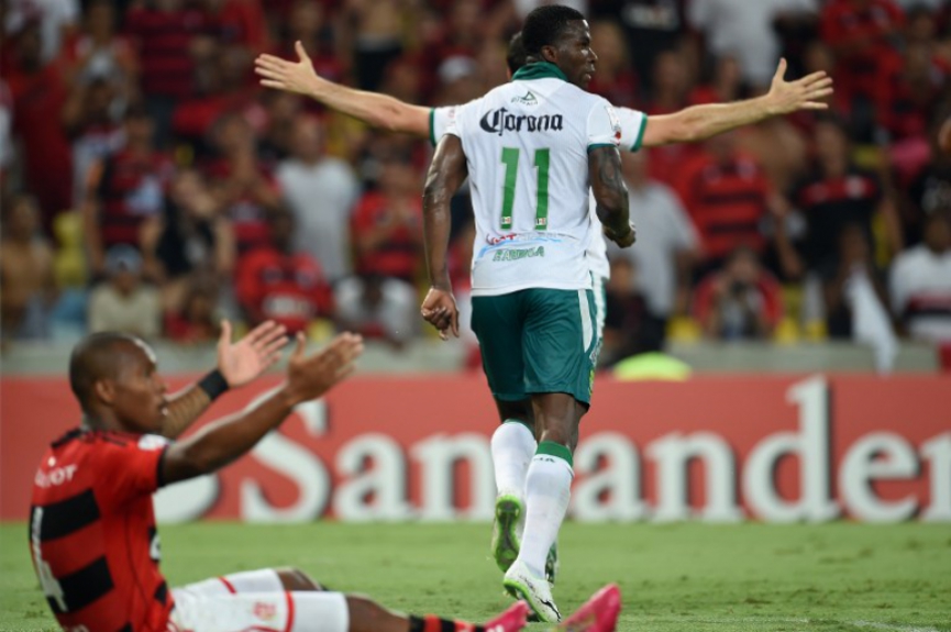 O Flamengo foi eliminado da Libertadores de 2014 ao perder por 3 a 2 para o Leon