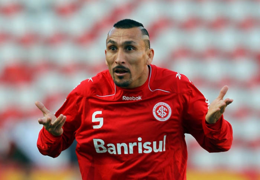 O volante argentino Pablo Gui&ntilde;az&uacute; foi s&iacute;mbolo de ra&ccedil;a no Vasco e no Inter. Joga hoje no Talleres, da Argentina