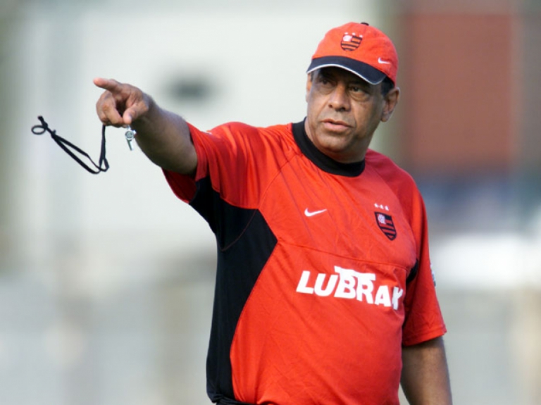 Carlos Alberto Torres foi t&eacute;cnico do Flamengo