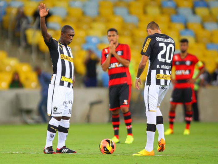Seedorf e Rafael Marques - Botafogo 1x1 Flamengo - 25/9/2013