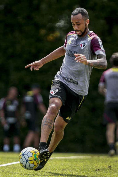 Treino S&atilde;o Paulo no CT da Barra Funda - Wesley