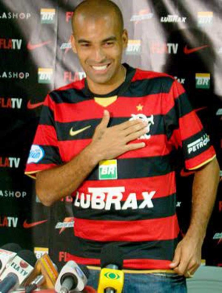 Emerson Sheik - Contratado pelo Flamengo em 2009