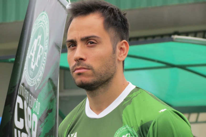 Martinuccio com a camisa da Chapecoense