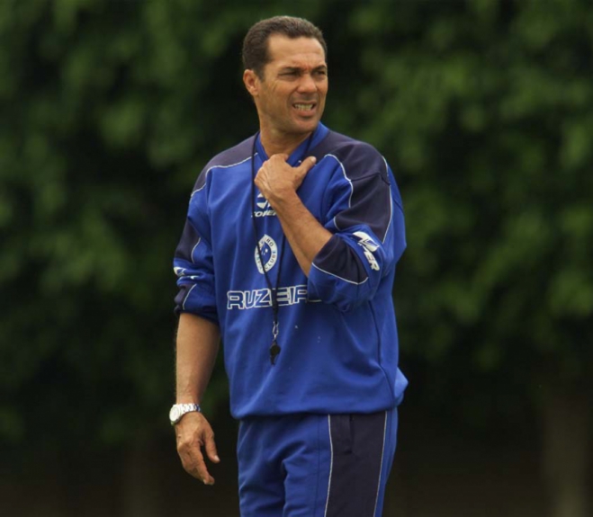 2003 - Vanderlei Luxemburgo (Cruzeiro)