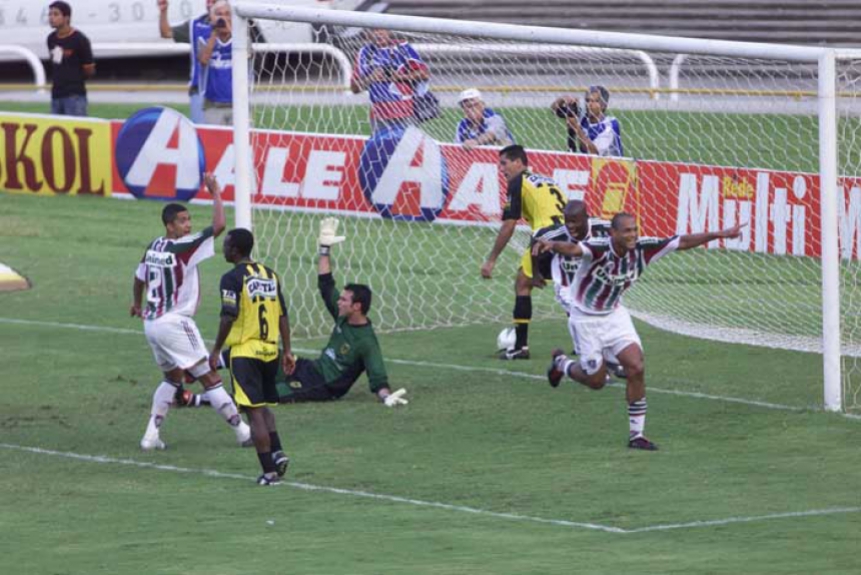 Fluminense 3x1 Volta Redonda - 17/4/2005