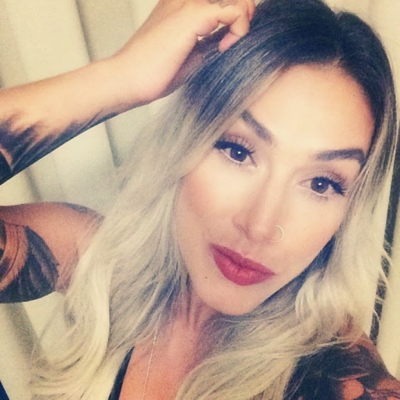 Dani Bolina ex de Adriano Imperador