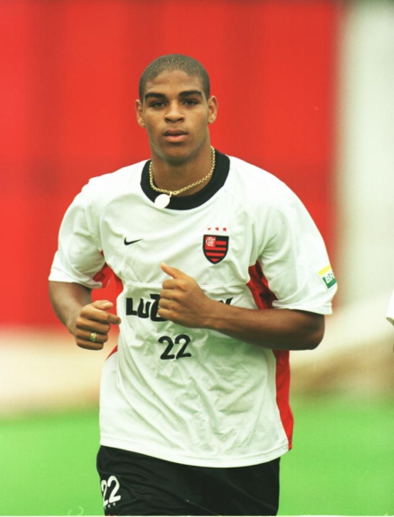 Adriano - Flamengo 2000/01 - 33 jogos e 9 gols