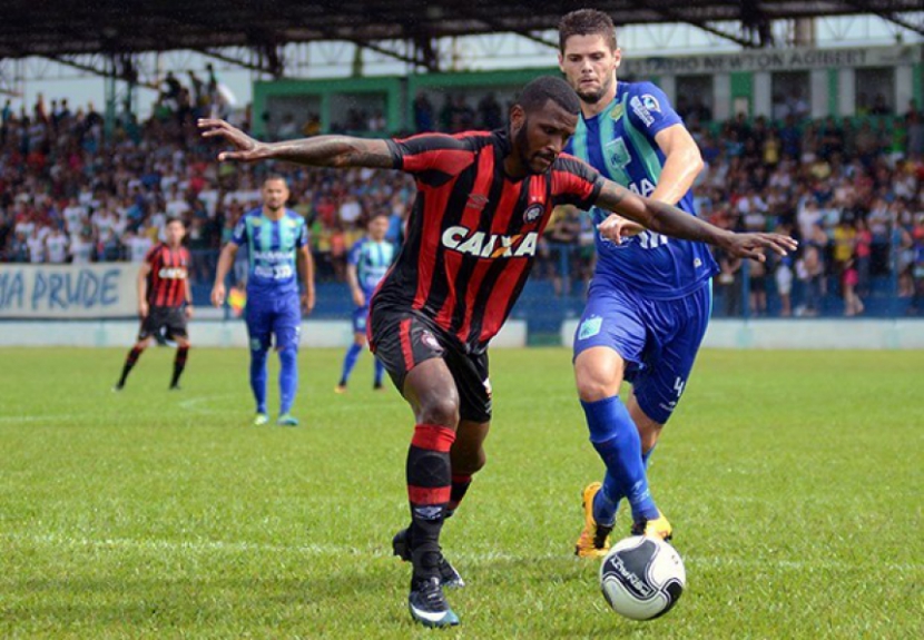 Partida marcou a reestreia do atacante Douglas Coutinho pelo Atl&eacute;tico-PR