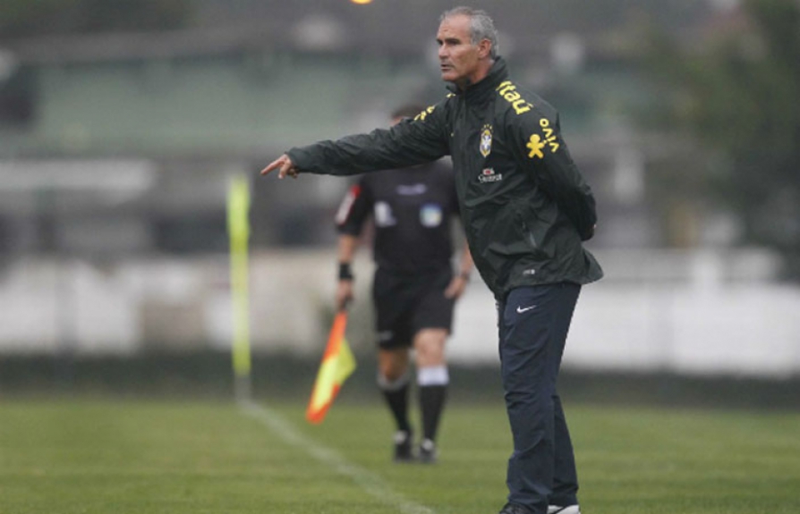 T&eacute;cnico - Carlos Amadeu