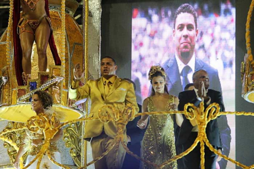 Gavi&otilde;es da Fiel 2014 - Homenagem ao Ronaldo Fen&ocirc;meno