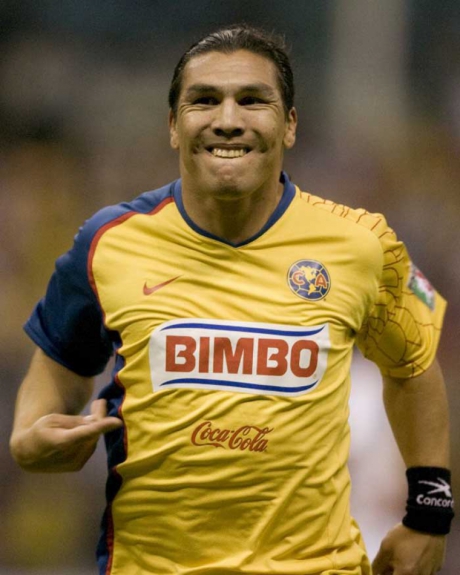 2007: Salvador Caba&ntilde;as, algoz dos brasileiros, fez 10 gols pelo Am&eacute;rica do M&eacute;xico