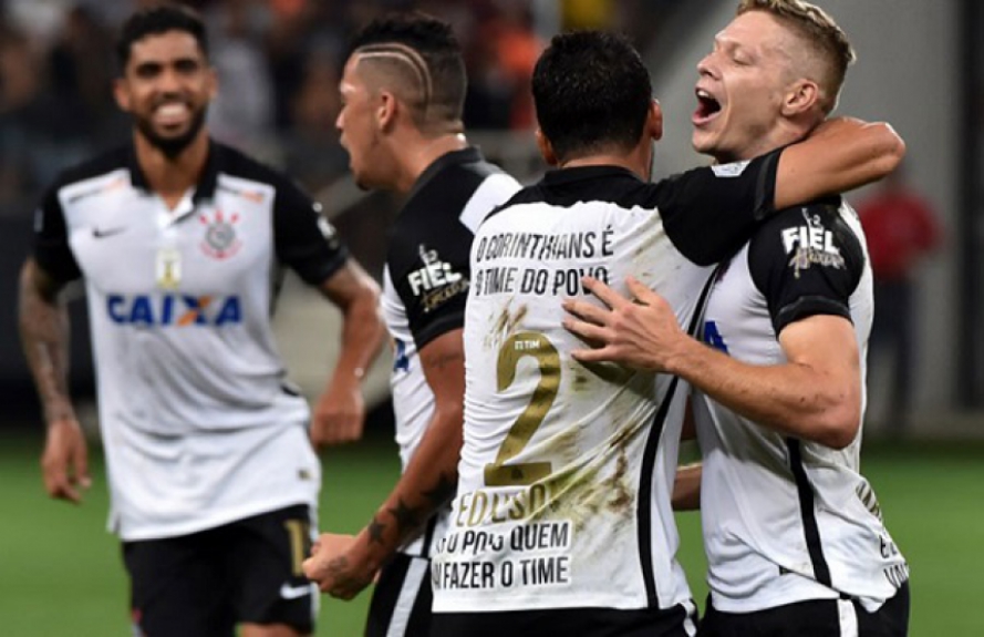 Copa Libertadores - 20/04/2016 - Corinthians 6 x 0 Cobresal