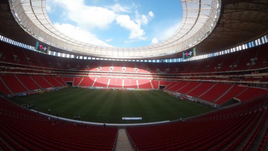 Man&eacute; Garrincha - Est&aacute;dio