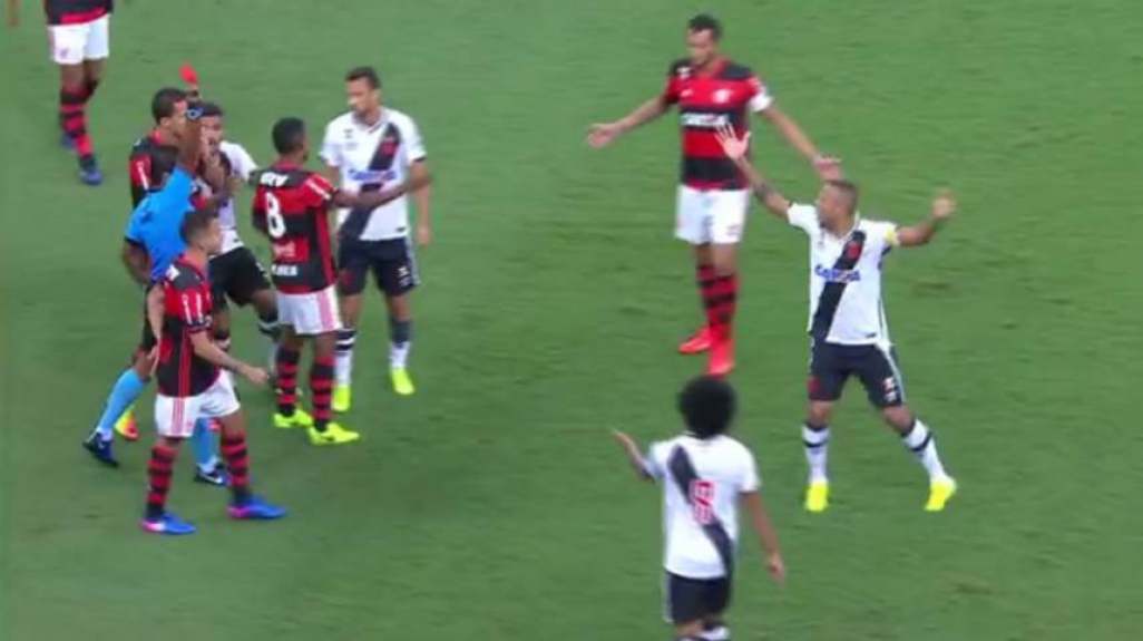 Flamengo x Vasco - Expuls&atilde;o Luis Fabiano