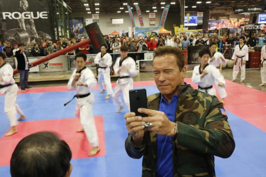 Selfie com os atletas do Karat&ecirc;