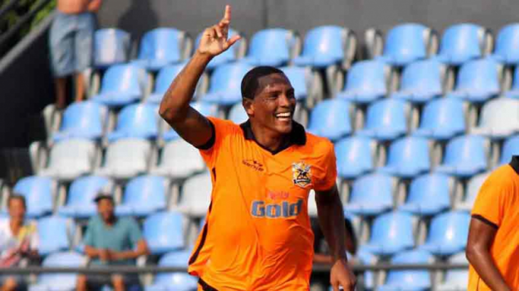 Adriano (Atacante) - Nova Igua&ccedil;u