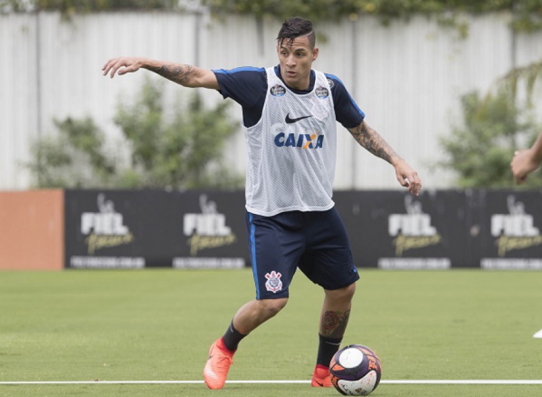 Guilherme Arana, durante treino do Corinthians