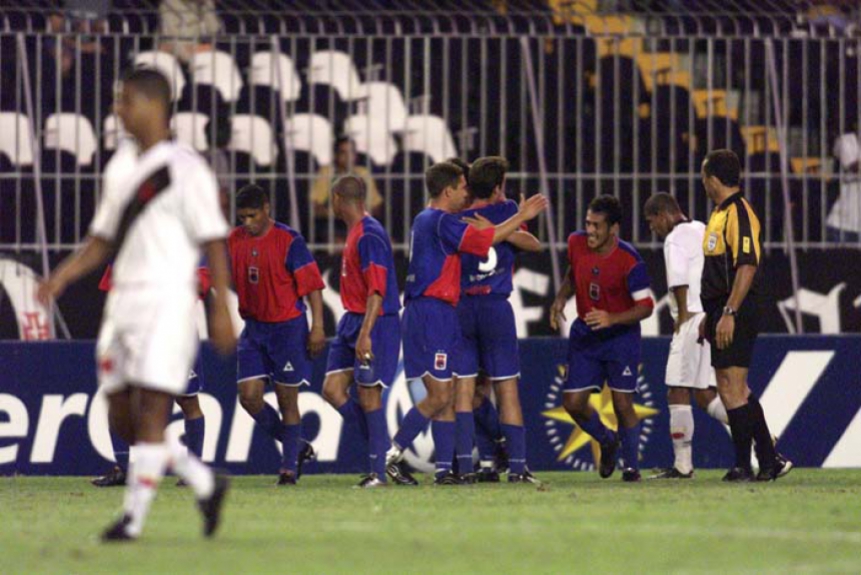 Vasco 1 x 4 Paran&aacute; Brasileir&atilde;o 05/07/2003