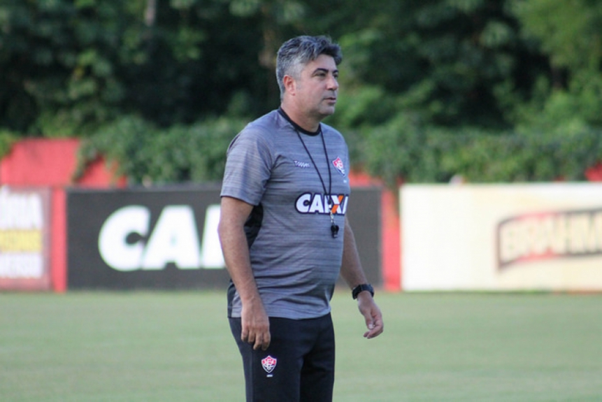 Alexandre Gallo - Vit&oacute;ria