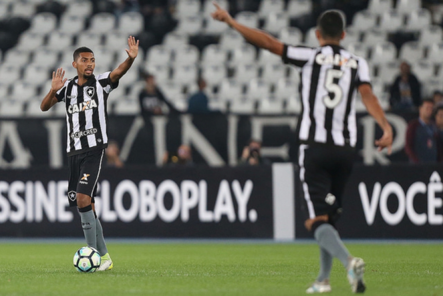 Matheus Fernandes - Botafogo
