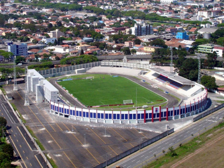 Est&aacute;dio Durival de Britto