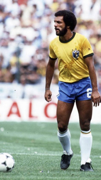 J&uacute;nior - 1982