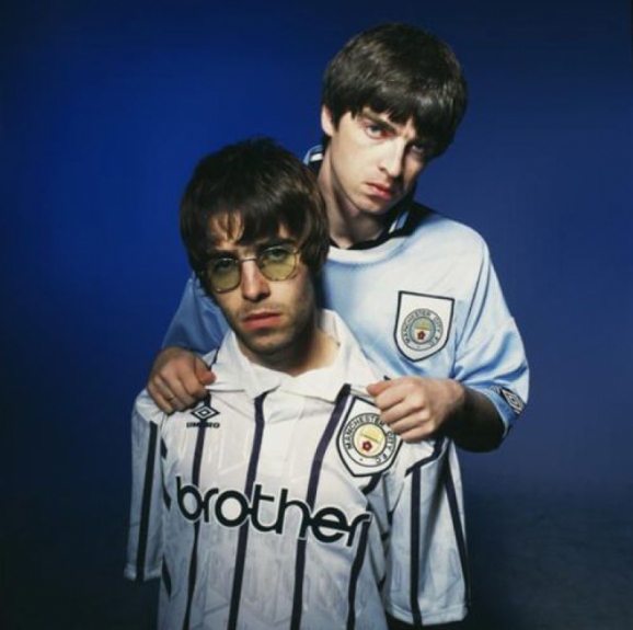 Noel e Liam Gallangher (Oasis) - Manchester City