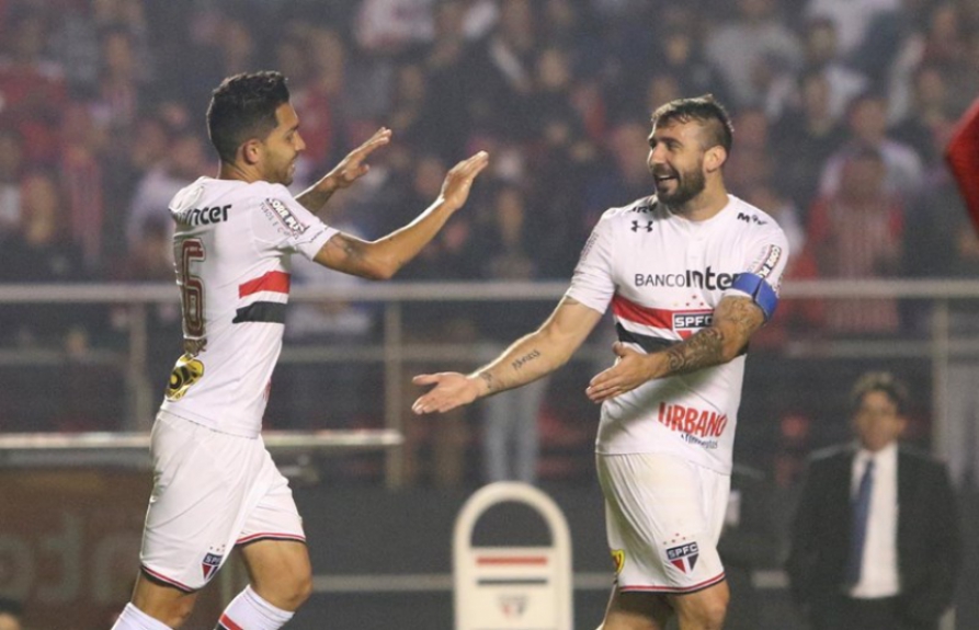 S&atilde;o Paulo 2 x 2 Atl&eacute;tico-GO