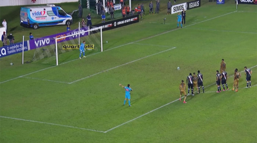 Vasco 2 x 1 Sport - um p&ecirc;nalti (Andr&eacute; converteu para o Sport)