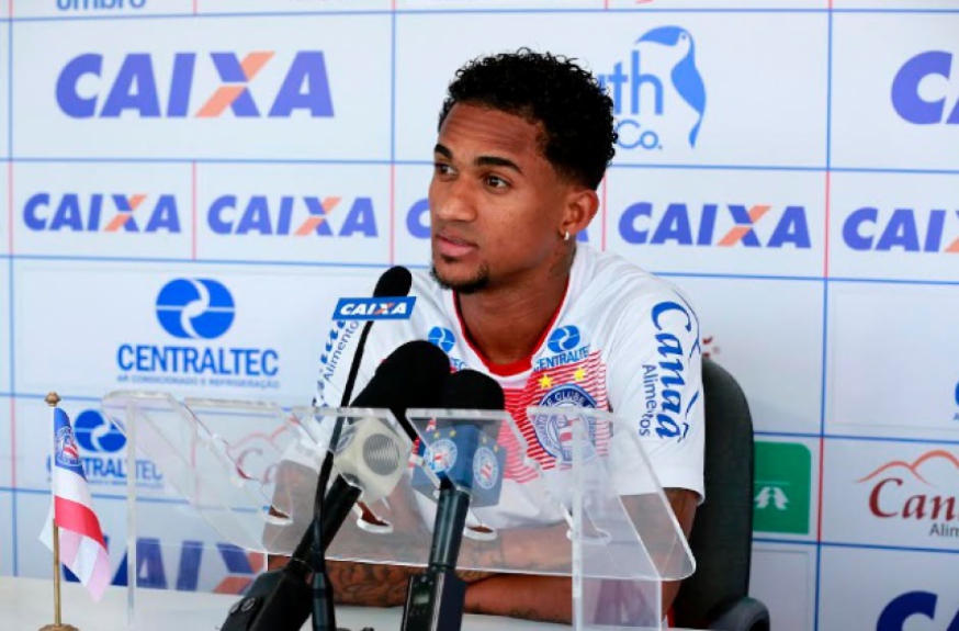 Eduardo, lateral-direito do Bahia